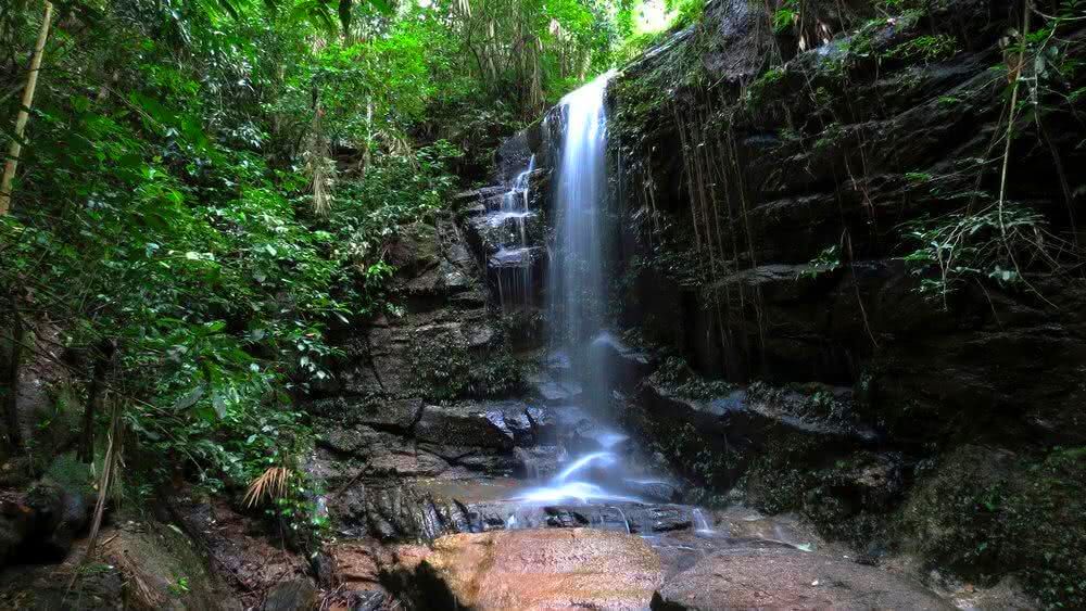 Cachoeira das Almas waterfall