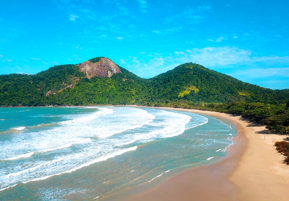 The incredible Dois Rios beach